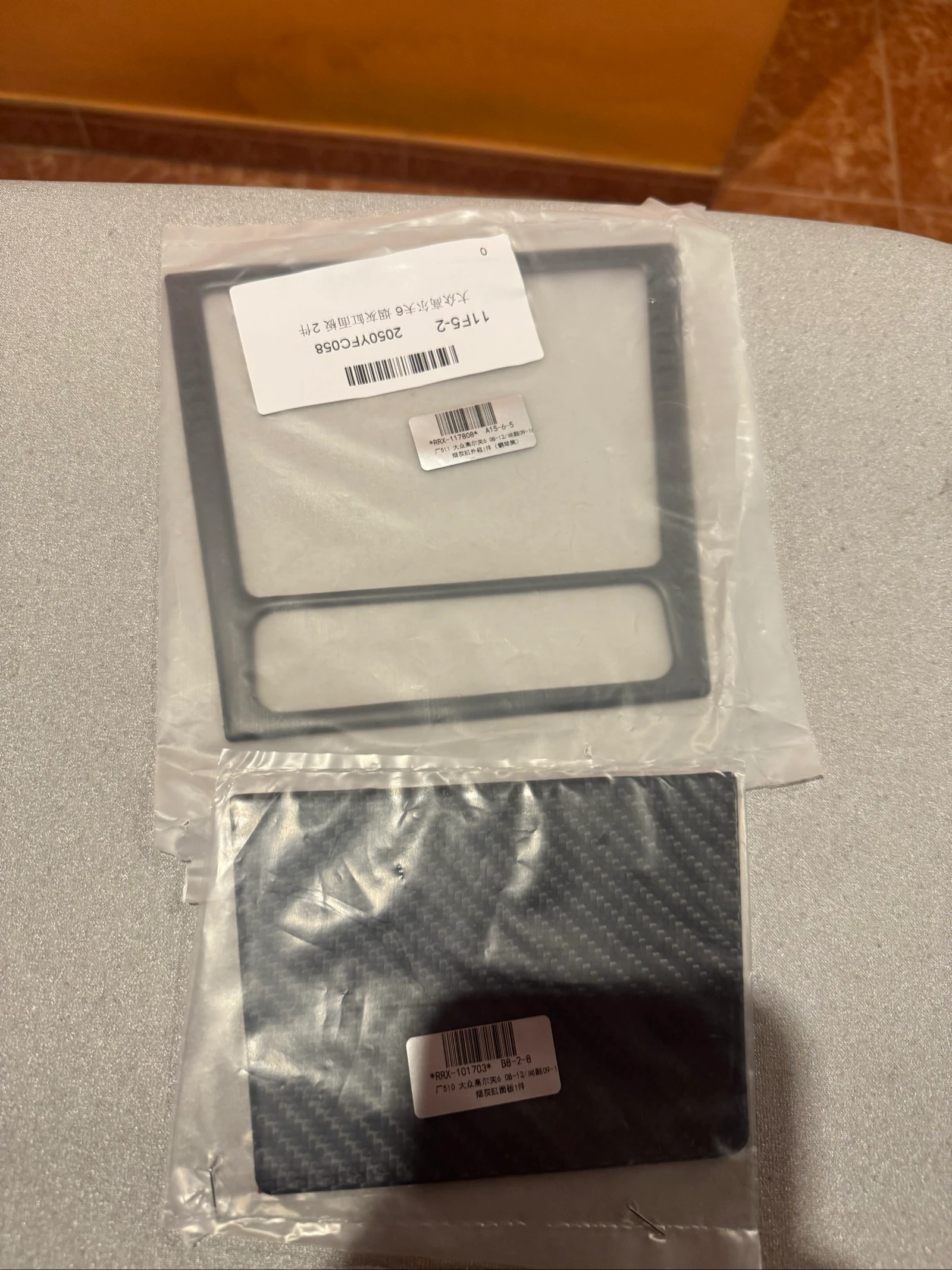 Carbonfiber sticker Golf 6 – photo 2